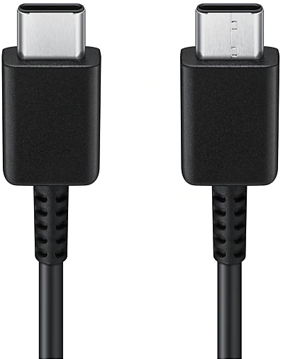 Deux câbles USB-C noirs avec connecteurs sur fond blanc.