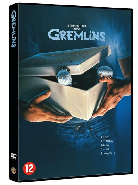 Gremlins DVD-box met een persoon die een doos met Gremlins vasthoudt.