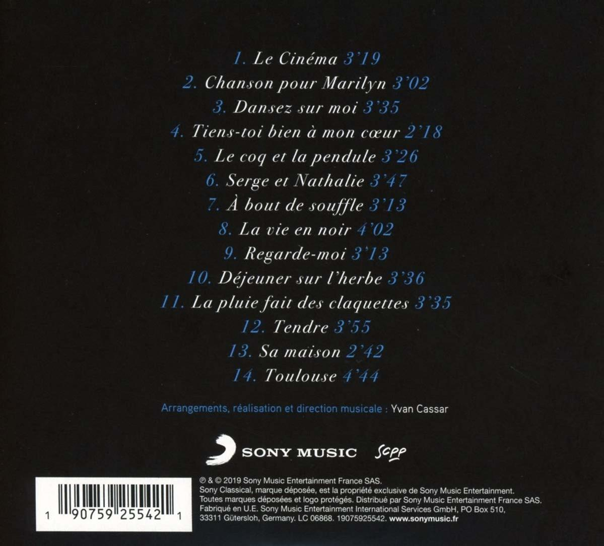 Pochette de CD avec liste des titres en français, fond blanc. Logo Sony Music en bas. Durées des titres.
