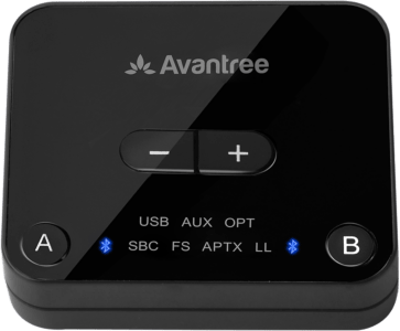 Un appareil Bluetooth Avantree noir avec des boutons et des voyants sur fond blanc.