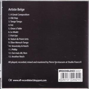 Pochette de CD. Fond noir, texte blanc, liste des titres et code-barres.
