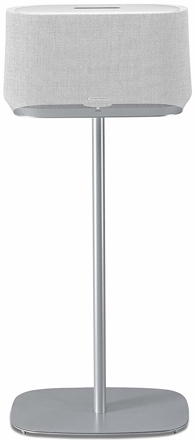 Een witte luidspreker op een zilveren standaard met een cirkelvormige basis.