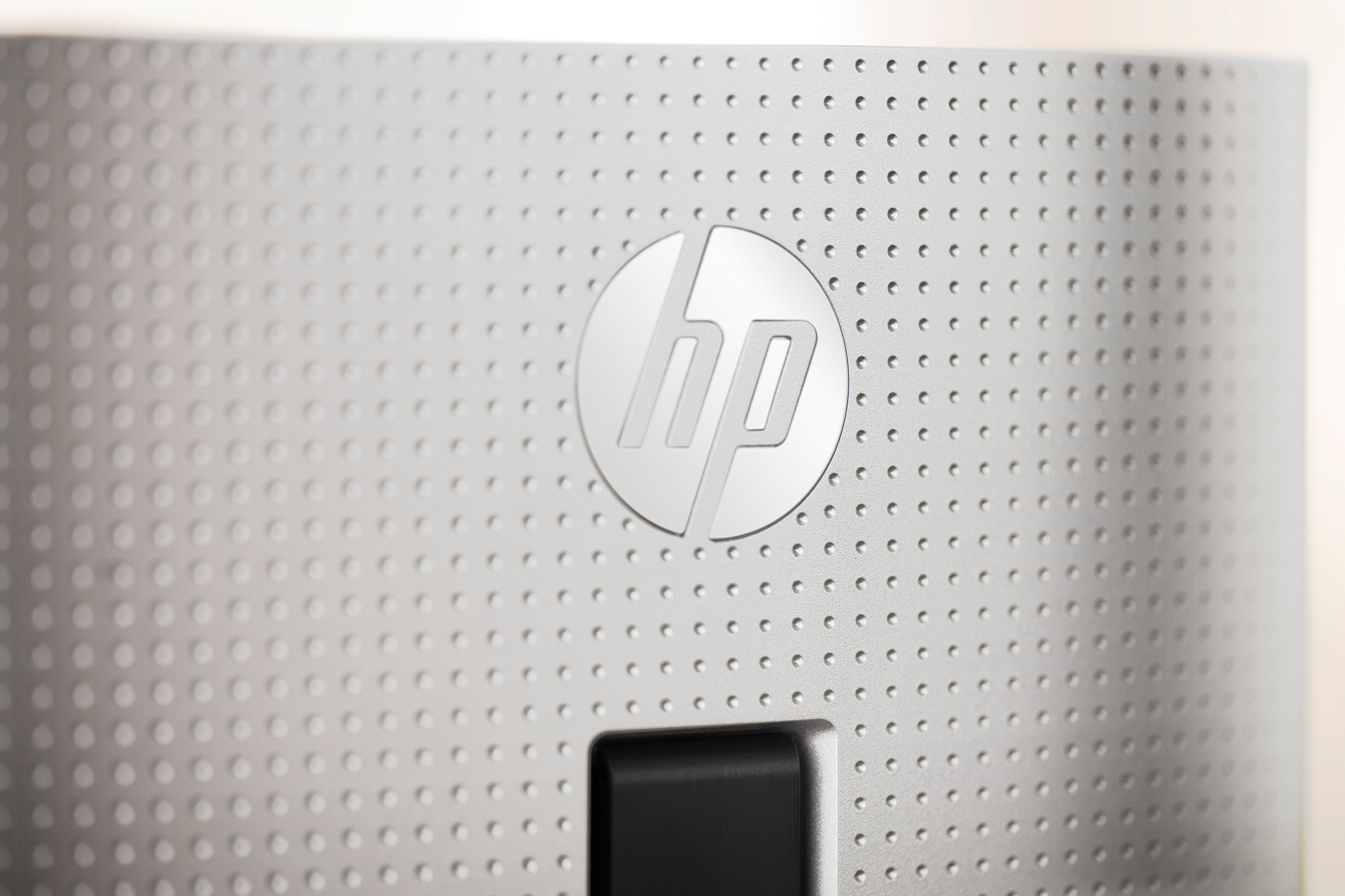 HP N8Y76EA Intel Core i7-6700 3.4 Ghz 8GB 1 TB GeForce GTX 745 4GB Windows 10 Masaüstü PC