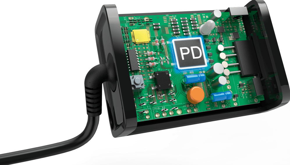 Una scheda di circuito elettrico con un cavo nero e un chip PD.