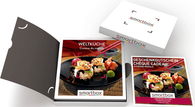 Coffret cadeau Smartbox avec image de sushi et la marque Smartbox.