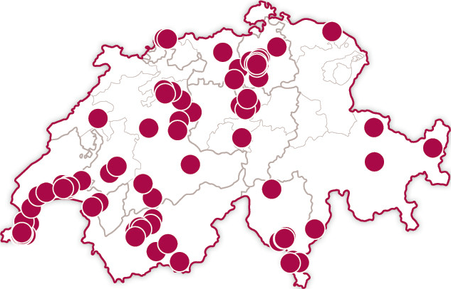 Mappa della Svizzera con molti cerchi rossi che indicano le posizioni.