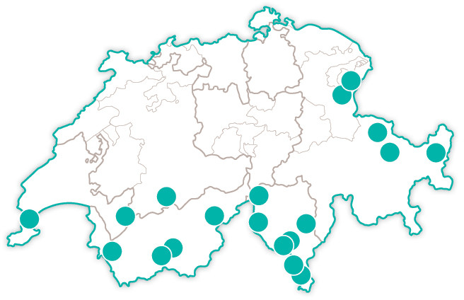 Mappa della Svizzera con più punti verdi che indicano le località.