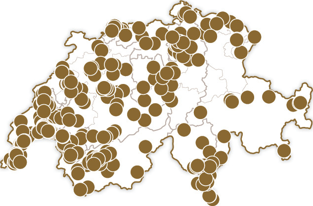 Mappa della Svizzera con più punti marroni che indicano le posizioni.
