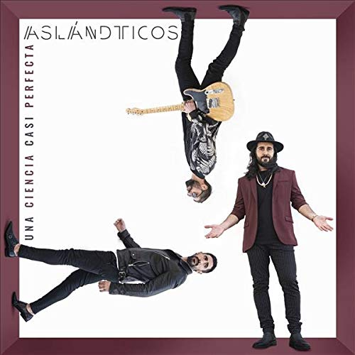 Portada del álbum con tres personas: una boca abajo, una en el suelo, una de pie.