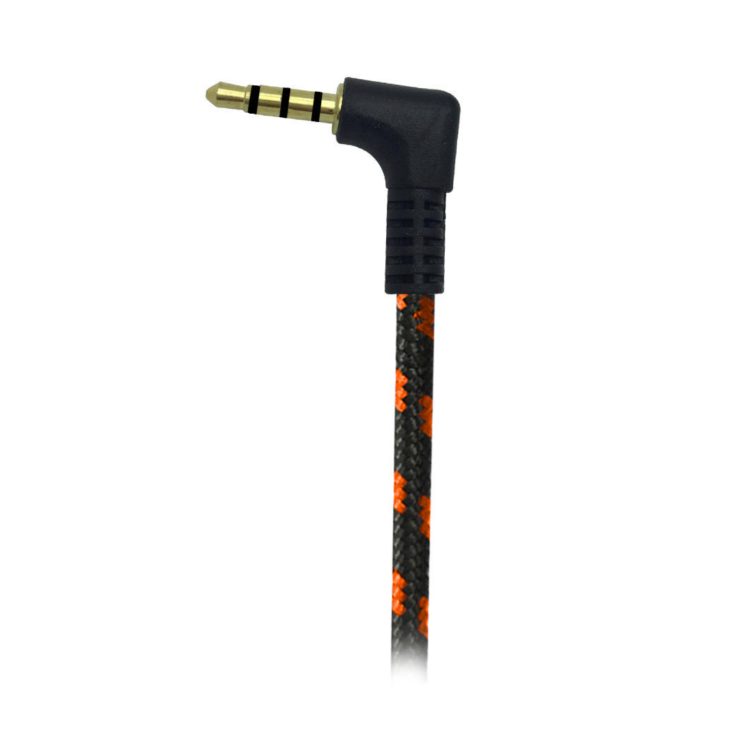 Ein Kopfhöreranschluss mit einem schwarz-orangen Kabel. Der Stecker ist abgewinkelt.