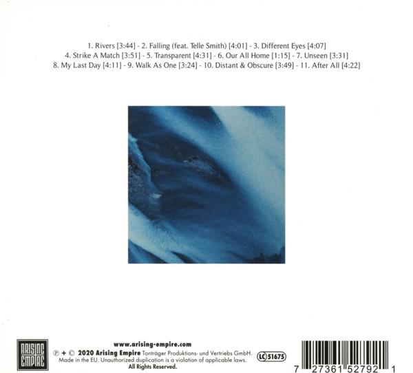 CD-Cover mit einer Liste von Songs und Künstlerdetails. Das Cover hat ein abstraktes Bild.