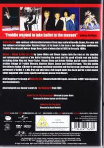 Rückseite einer DVD-Hülle mit Text und Bildern. Der Titel lautet 'Ballett für die Massen'.