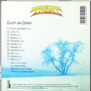 Ein CD-Cover für das Album Durch die Zeiten mit einem Baum-Artwork.
