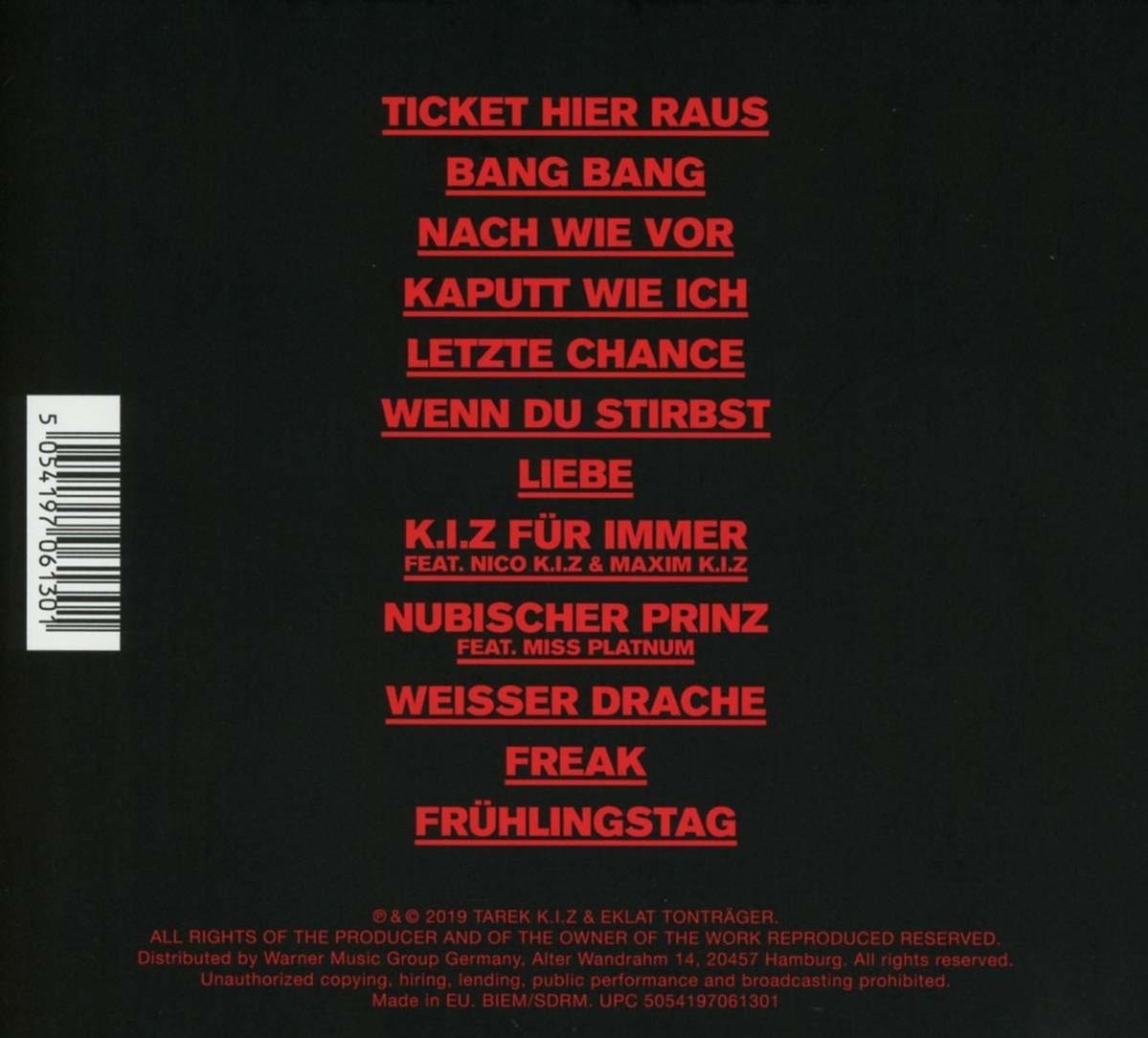 Albumcover mit rotem Text, Albumtitel und Titelliste auf schwarzem Hintergrund.