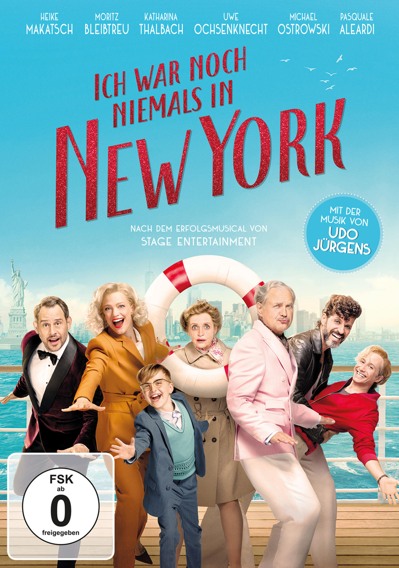 Filmplakat mit Schauspielern auf einem Schiff, der Titel lautet 'Ich war noch niemals in New York'.