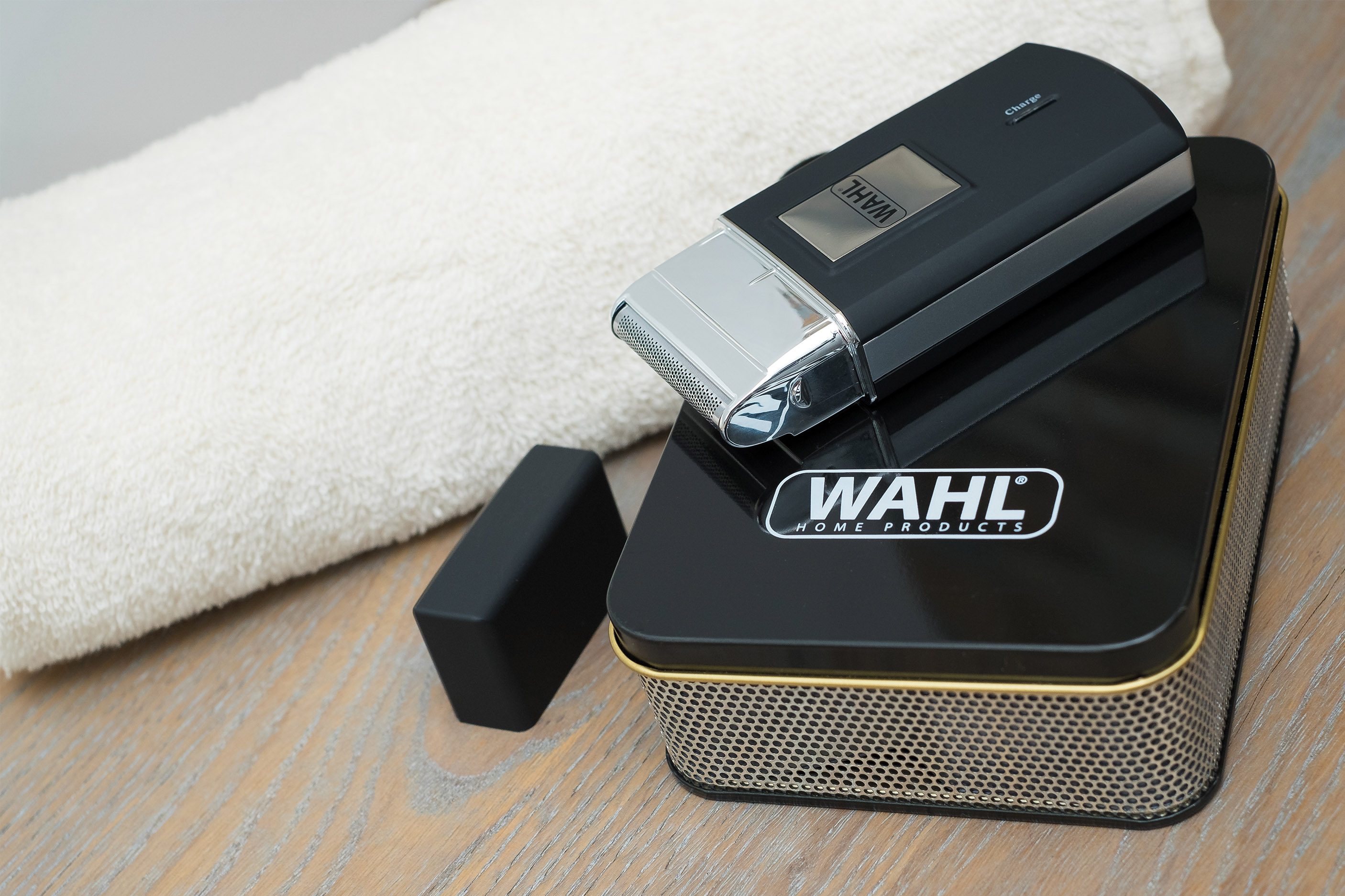 WAHL Seyahat Tipi Şarjlı Sakal Tıraş Makinesi