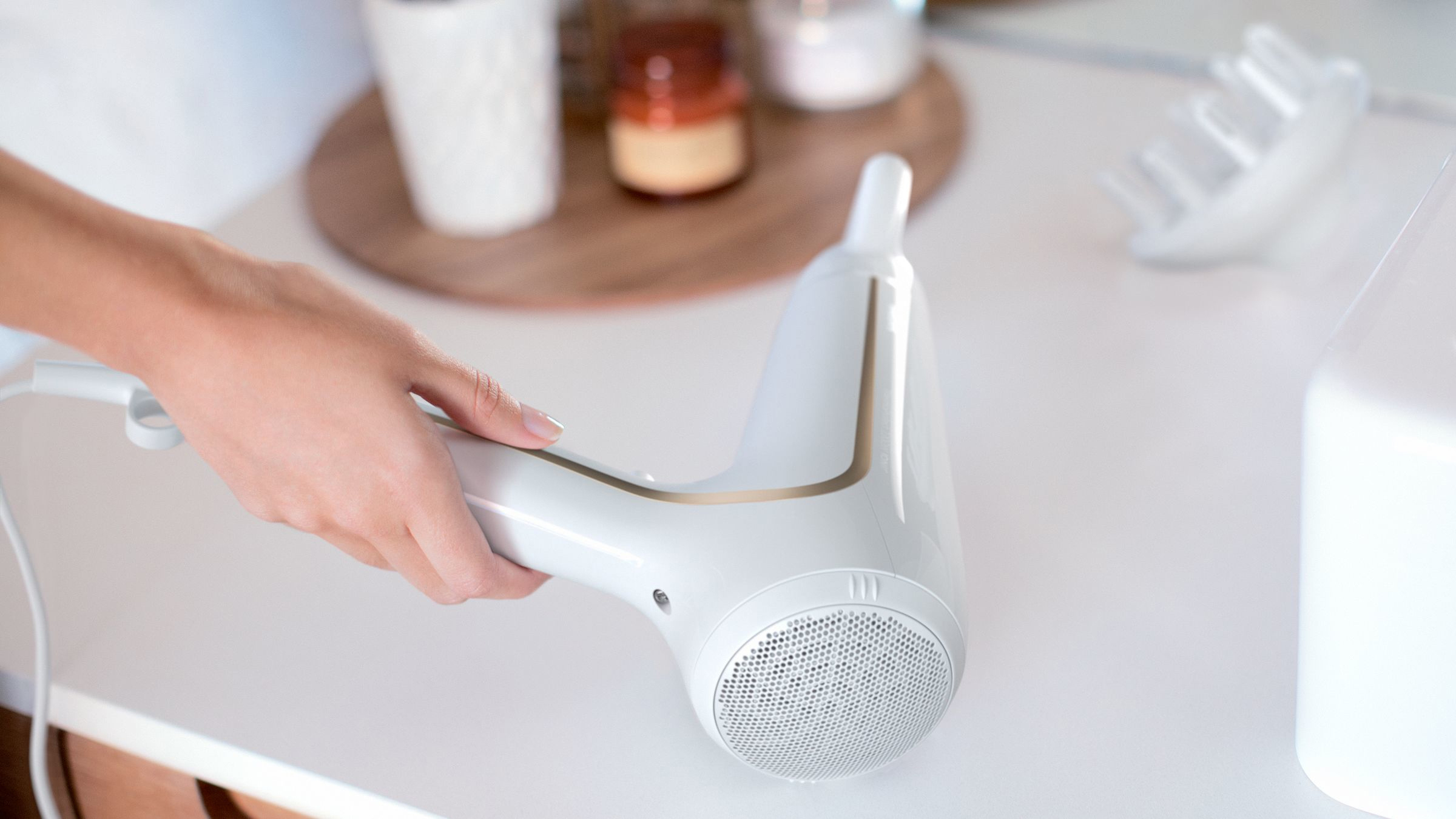 PHILIPS HP8232/00 ThermoProtect Ionic Haartrockner Weiß (2200 Watt)
