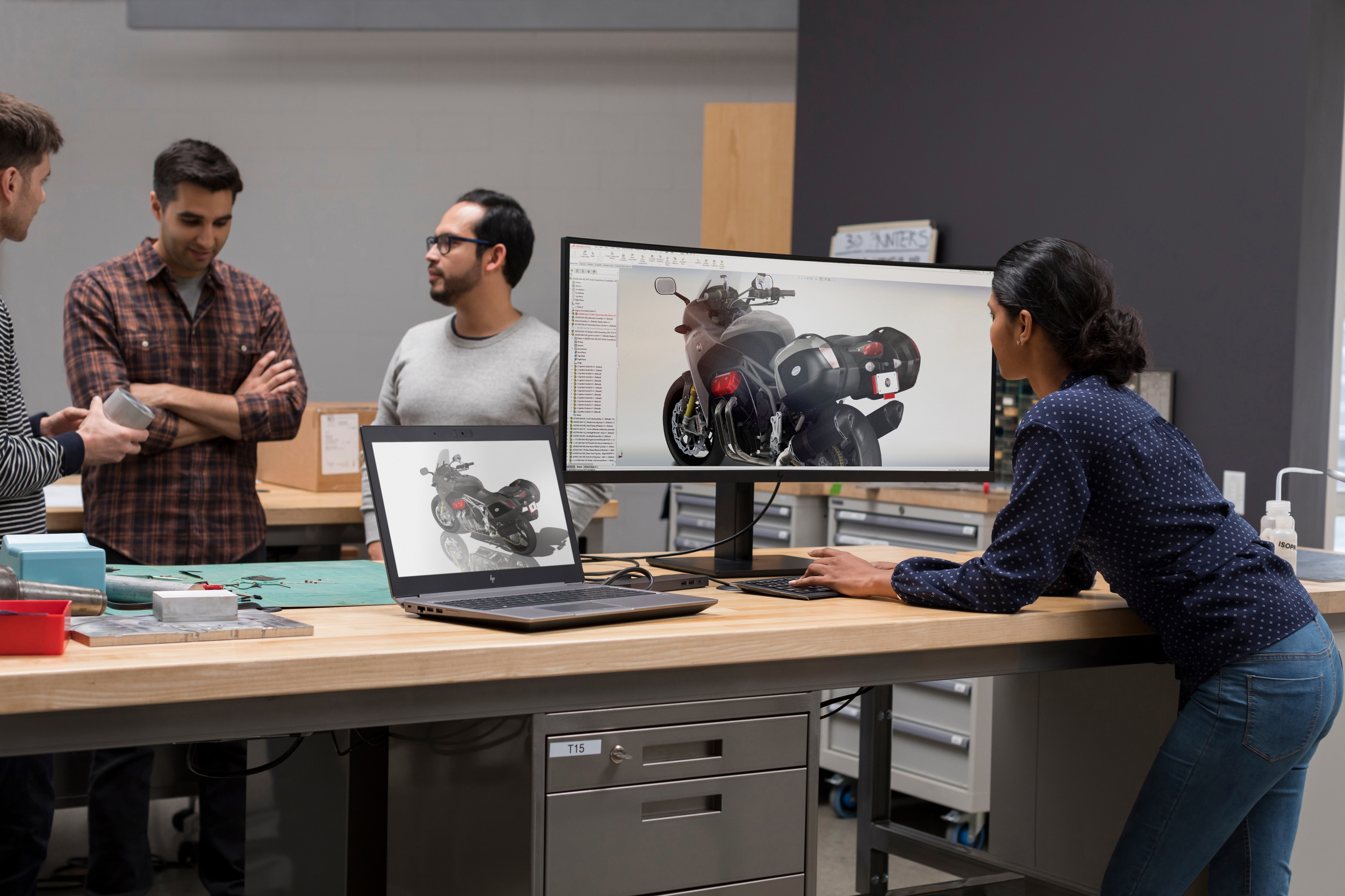 HP - B2B ZBook 17 G5 - 17,3 Zoll - Intel® Core™ i7 i7-8850H - 16 GB - 512 GB