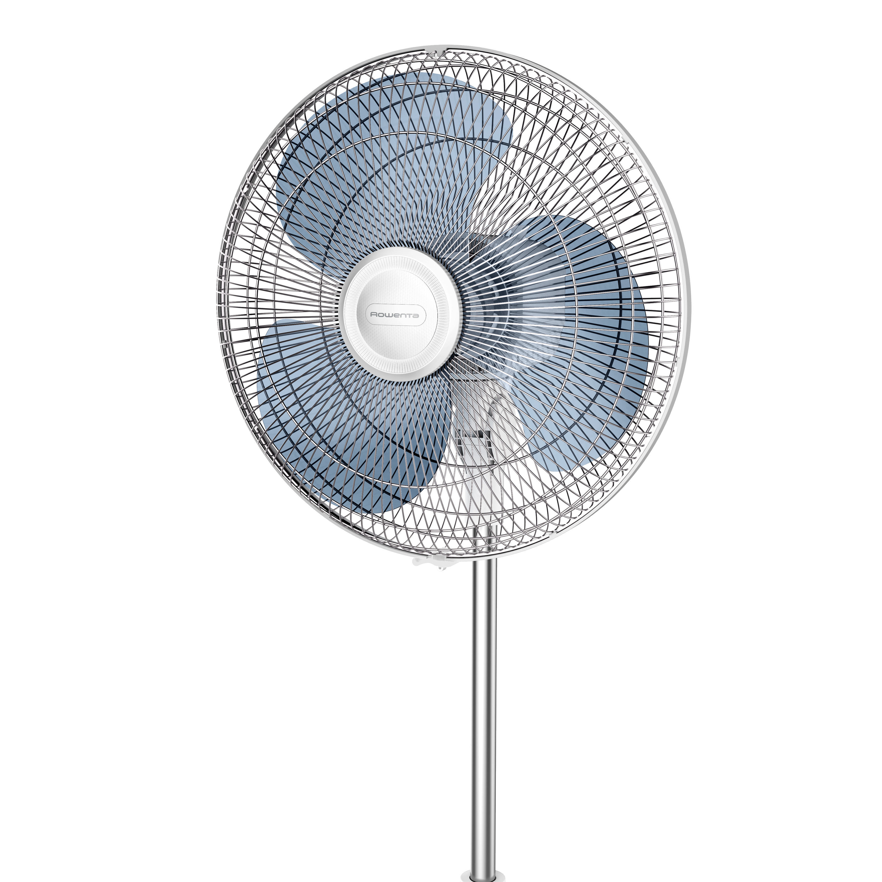Ein Metall-Standventilator mit hellblauen Flügeln, Vorderansicht und weißem Hintergrund.