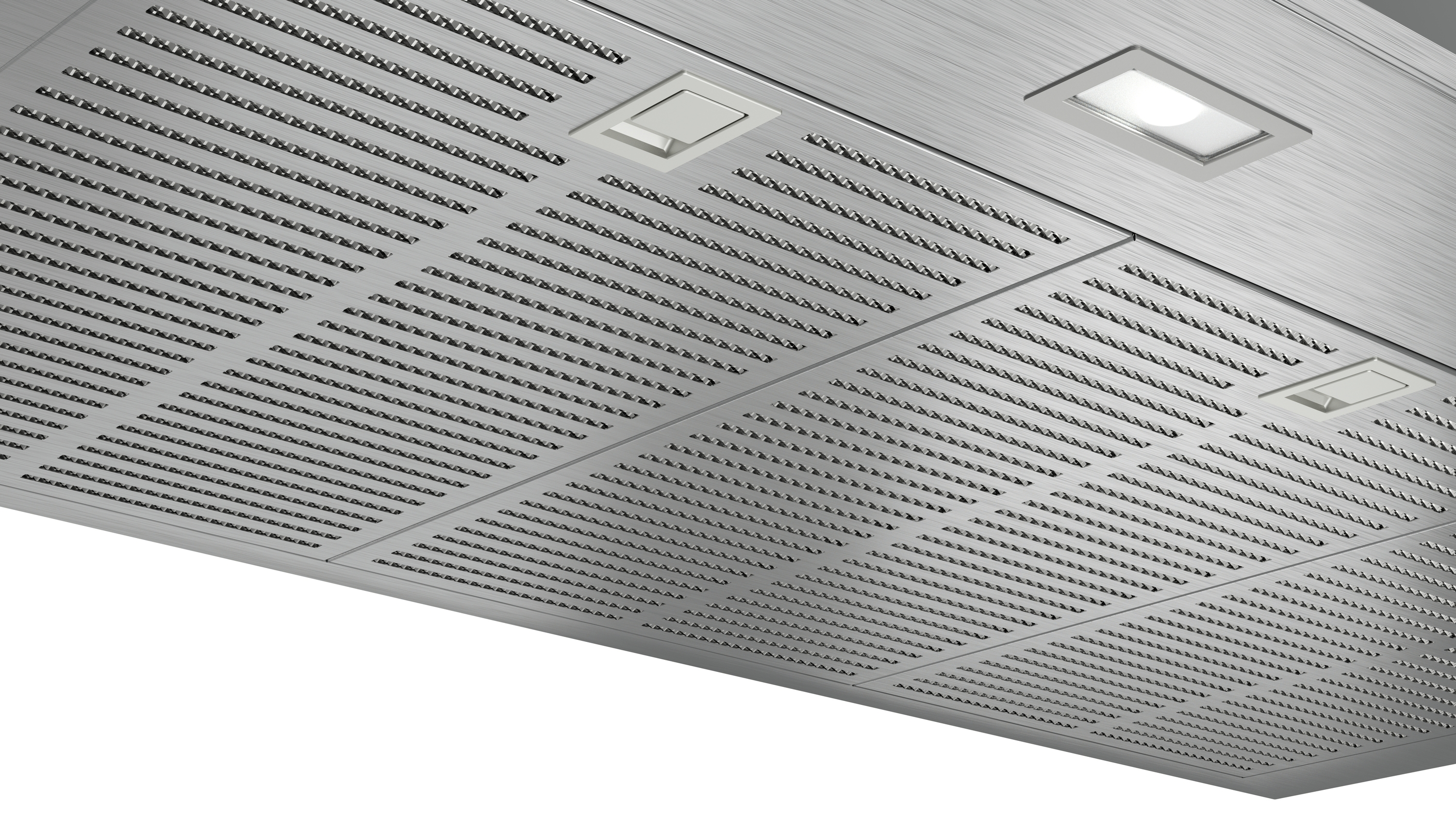 Primer plano de un filtro de campana de cocina de metal con un patrón de rejilla y una pequeña sección rectangular en la parte superior.