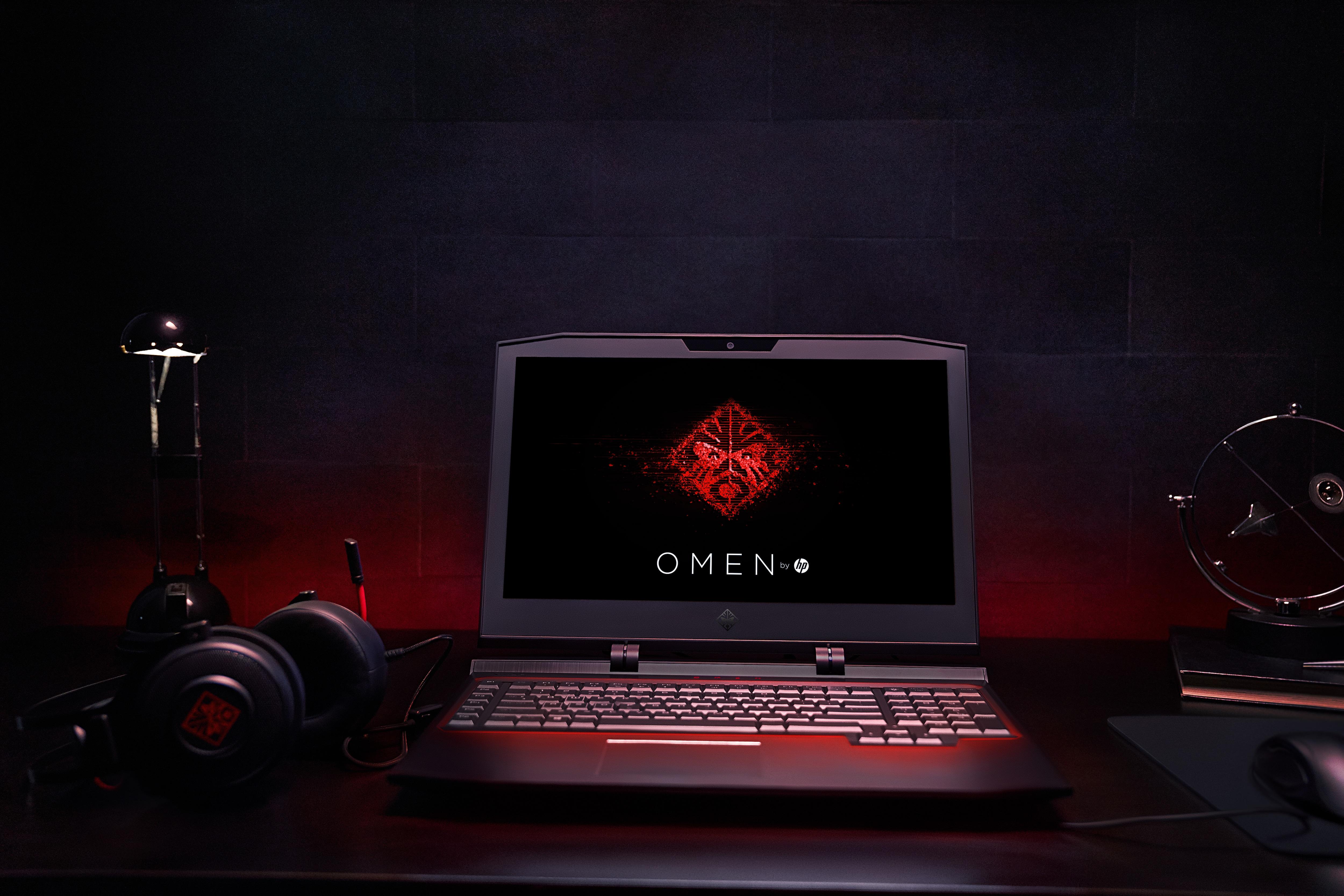 HP 2PJ71EA Omen X i7-7820HK 32GB 1TB+512 SSD Win10 Gaming Laptop Siyah