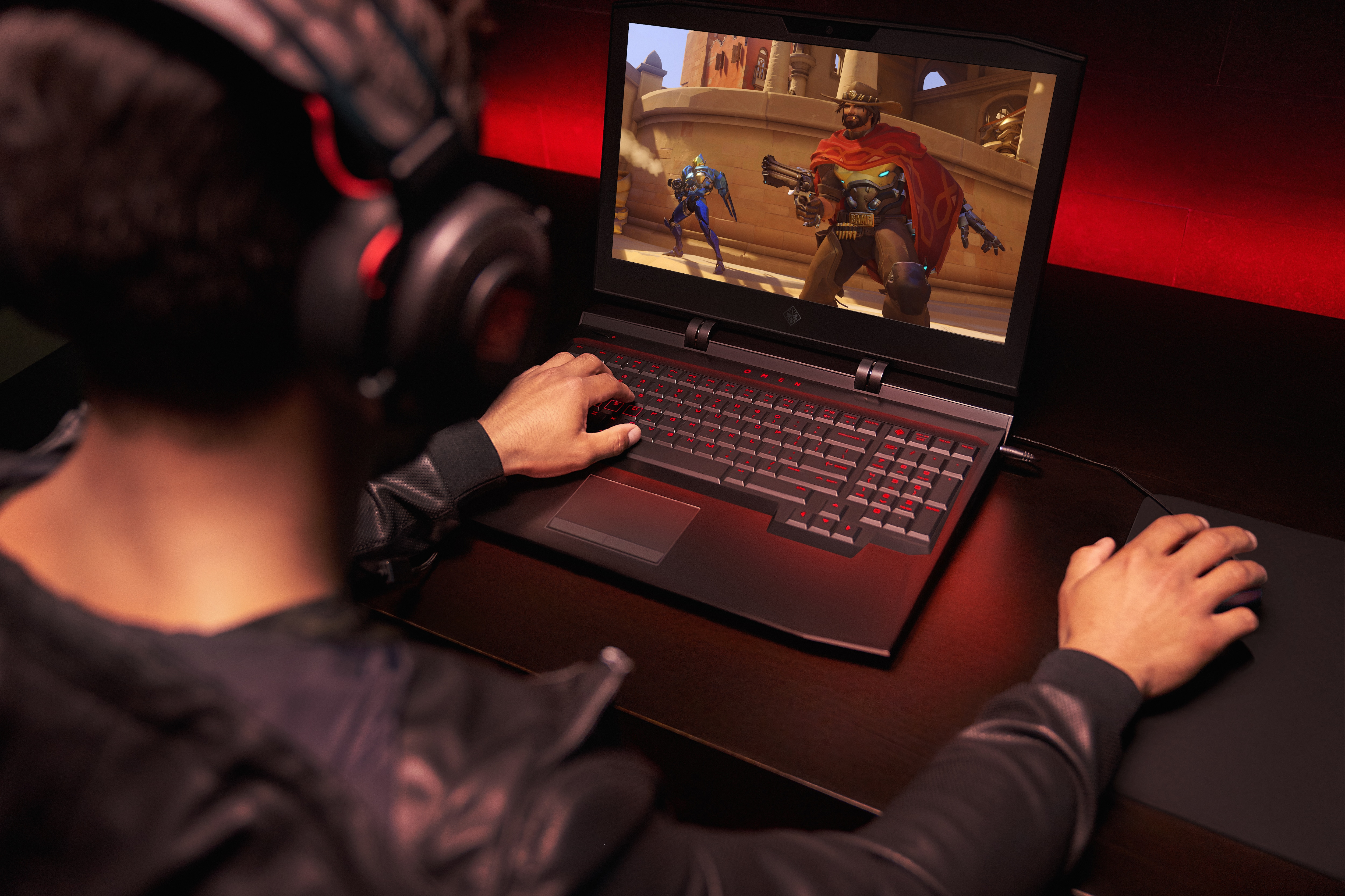HP 2PJ71EA Omen X i7-7820HK 32GB 1TB+512 SSD Win10 Gaming Laptop Siyah