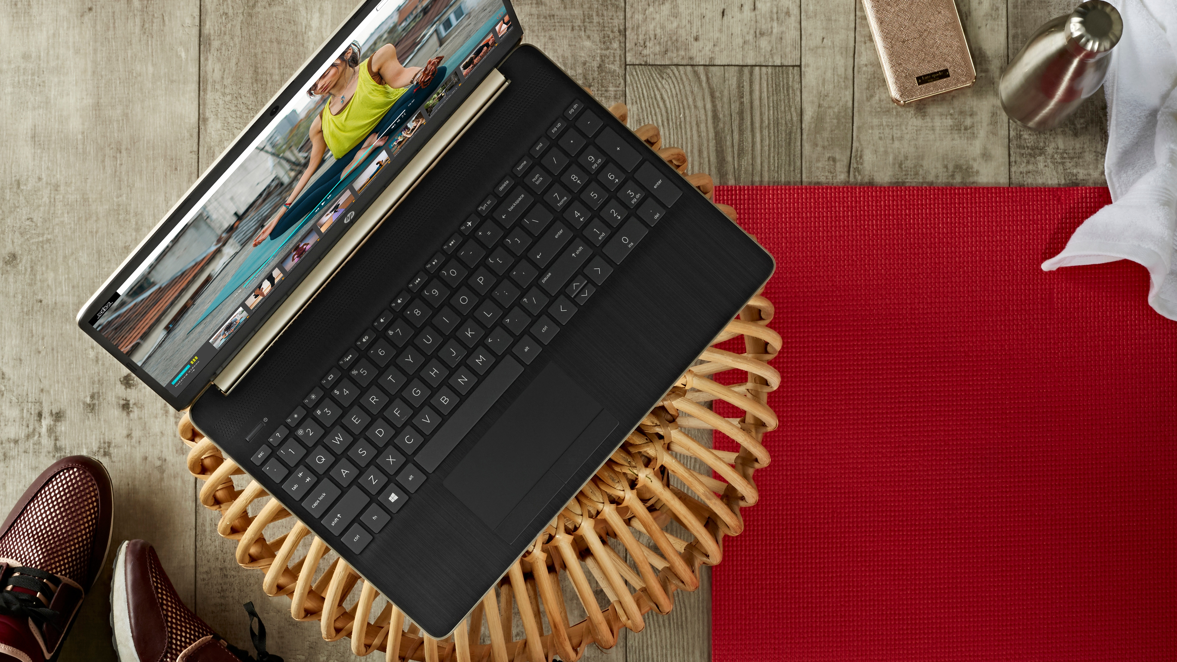 HP 8KK57EA/i7-8565U/8GB RAM/512GB SSD/MX250-4GB/15.6'' FHD/W10/Gri