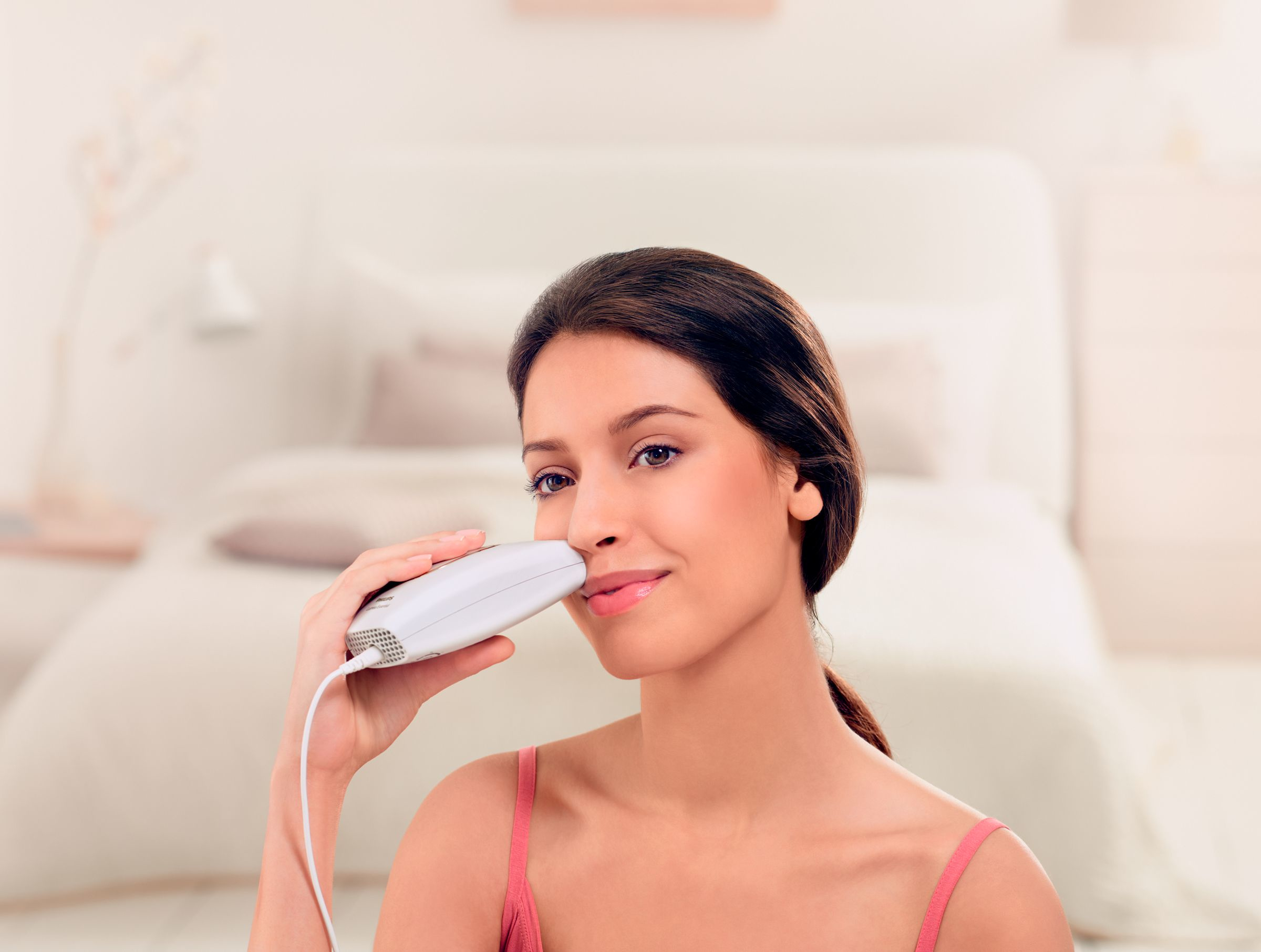 PHILIPS Lumea IPL Essential SC1983/00 Epilasyon Tüy Alma Sistemi