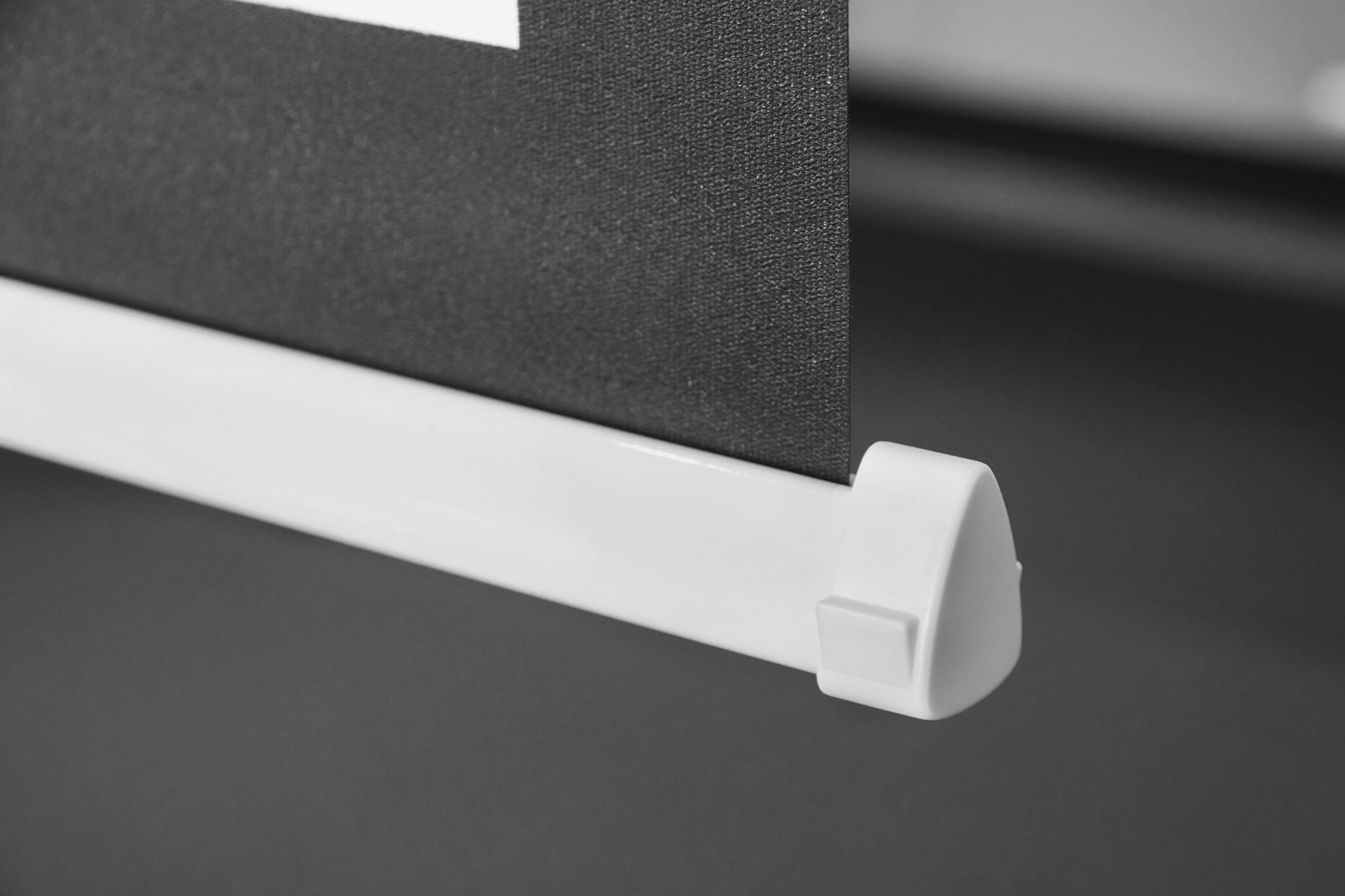 MEDIUM Design-Rollo Electric IR Leinwand