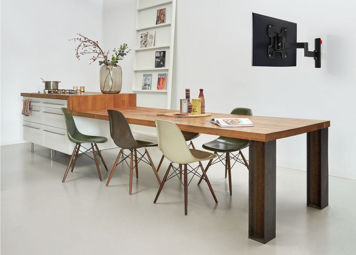 VOGEL´S WALL 3145 TV-Wandhalterung für 48-109 cm (19-43 Zoll) Fernseher, drehbar und neigbar, Wandhalterung, max. 43 Zoll, Schwenkbar, Neigbar, Ausziehbar, Schwarz