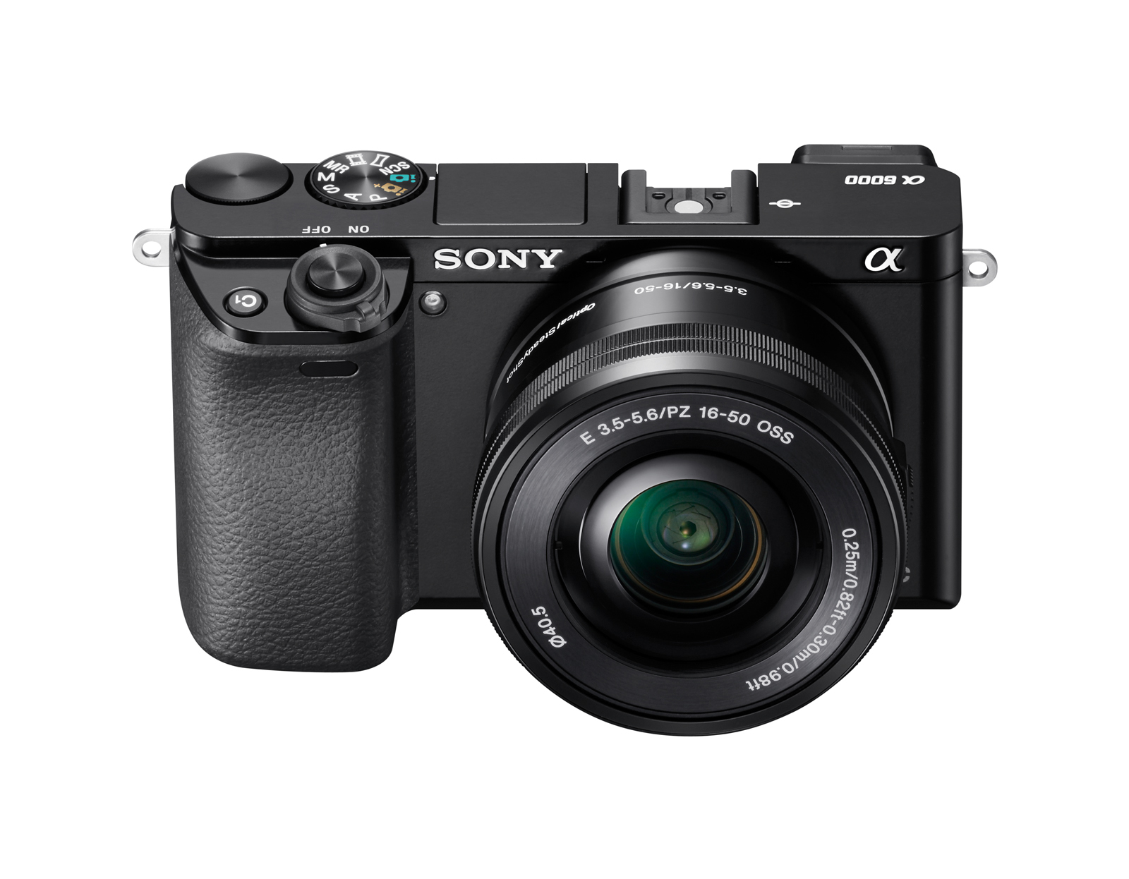 Schwarze Sony α6000 Kamera auf weißem Hintergrund.