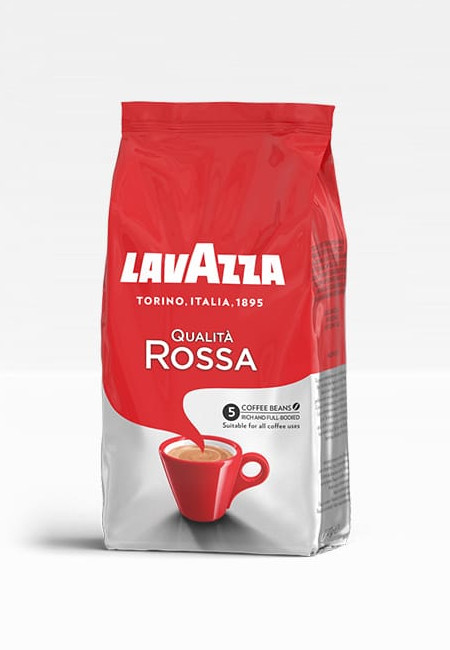 Piros Lavazza Qualita Rossa kávézacskó kávéscsésze grafikával, fehér háttérrel.