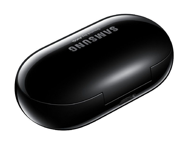 Estuche de carga inalámbrica Samsung negro. Samsung y Sound by AKG impresos. Vista en ángulo.