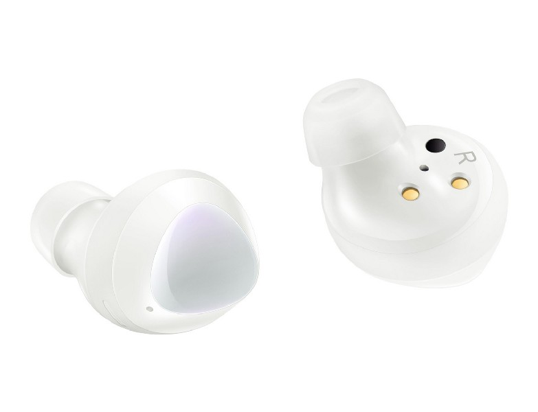 Dos auriculares inalámbricos blancos con detalles negros. Uno está en ángulo, revelando la punta del oído.