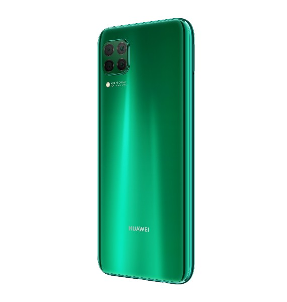 Vista trasera de un teléfono inteligente verde con 4 cámaras.