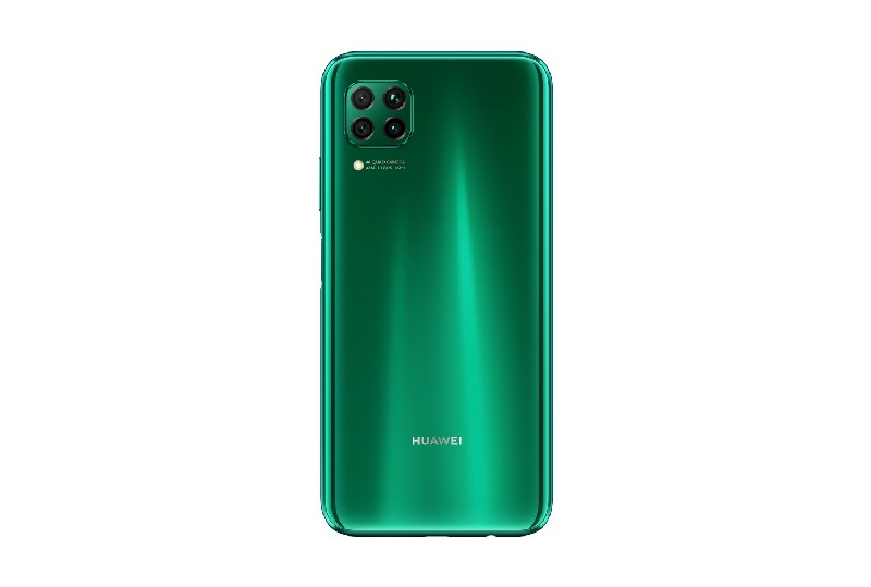 Teléfono Huawei verde con cuatro cámaras en la parte trasera, aislado sobre blanco.