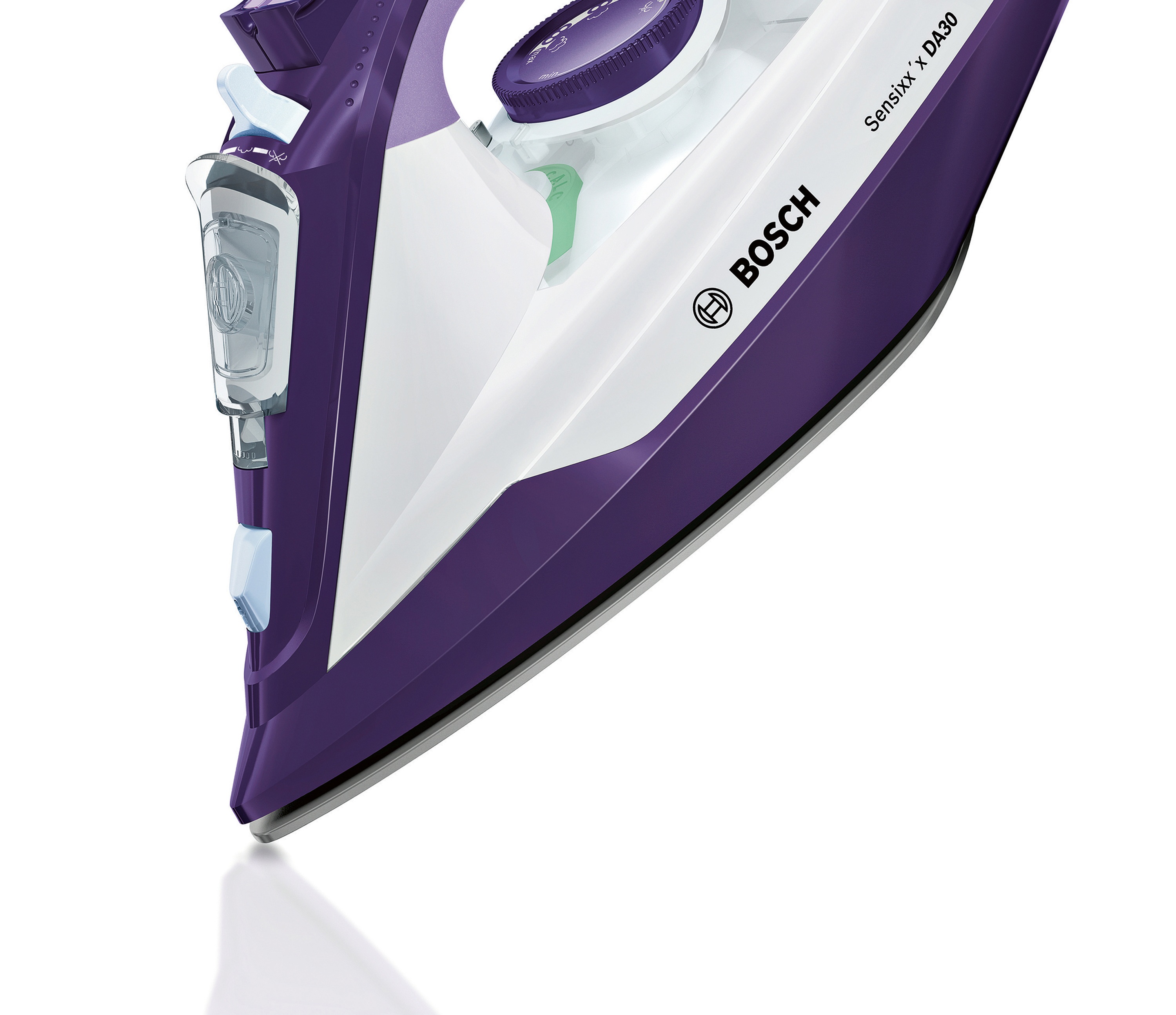 BOSCH TDA3024030 Sensixx'x DA30 Dampfbügeleisen (2400 Watt, Multidirektionale CeraniumGlissée Bügelsohle - faltenfreies Bügeln in alle Richtungen)