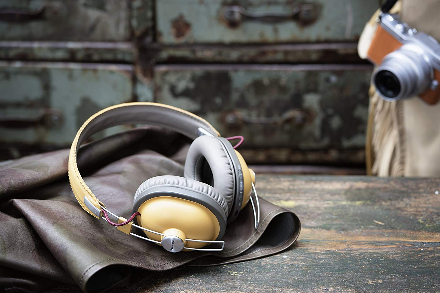 Auriculares inalámbricos - Panasonic RP-HTX80BE-C Bluetooth, 24h Batería, Micrófono, Hi-Fi, Carga Rápida, Ocre