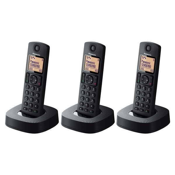 Tres teléfonos inalámbricos negros en cargadores. Cada uno tiene pantalla y teclado numérico.