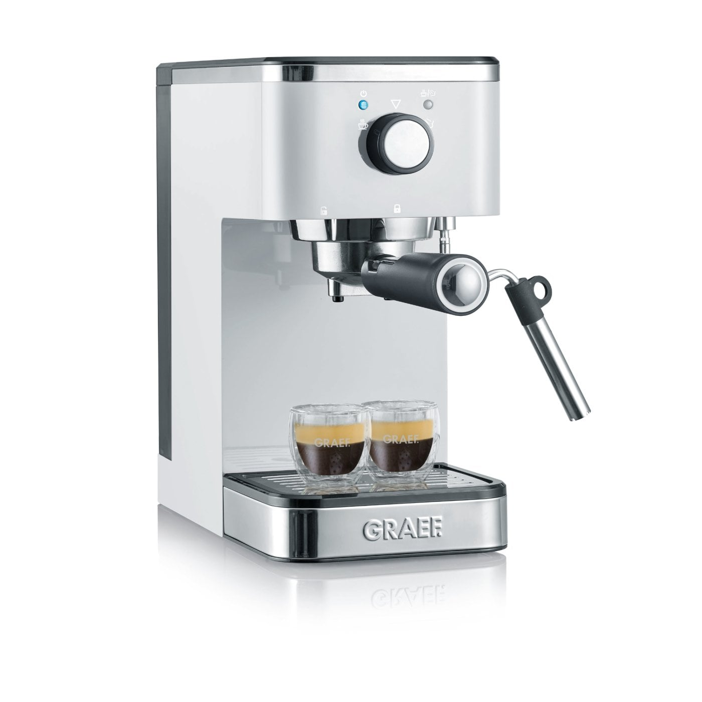 Weiß-silberne Espressomaschine mit zwei Gläsern gefüllt mit Kaffee.