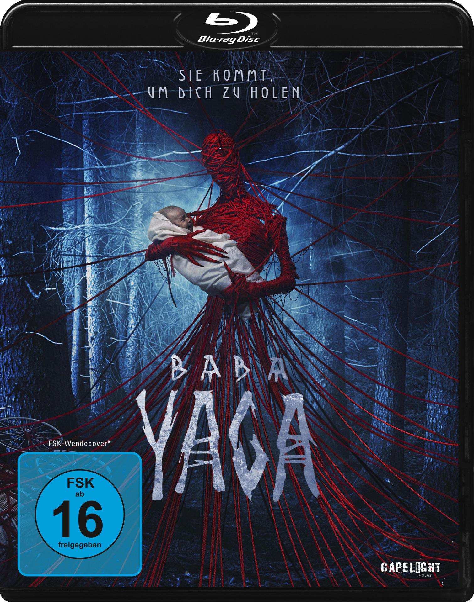 Baba Yaga Blu-ray-Cover. Rote Fäden und ein Baby in weißem Tuch auf dunklem Hintergrund.