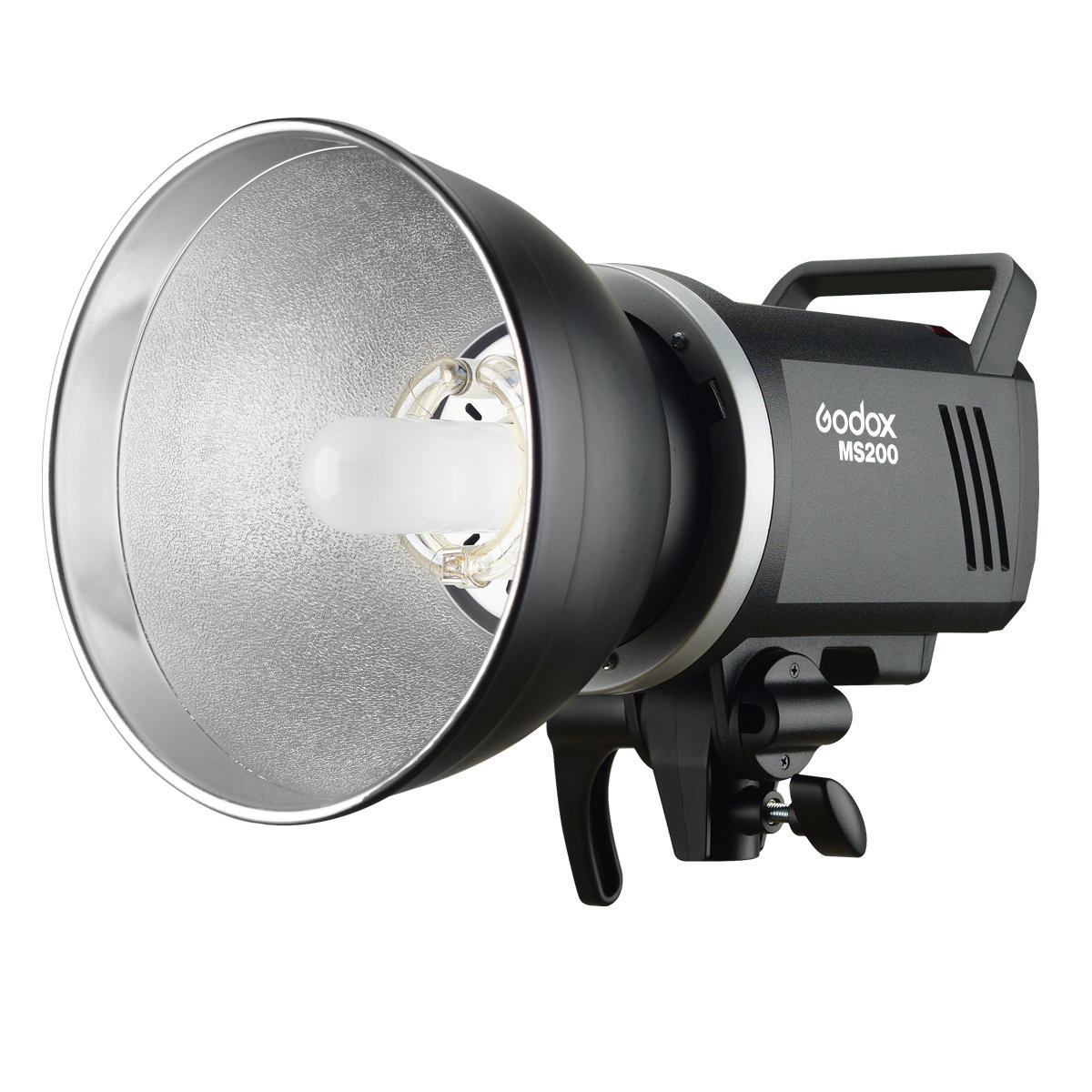 Ein schwarzes Fotostudio-Licht mit silbernem Reflektor und der Aufschrift 'Godox MS200'.