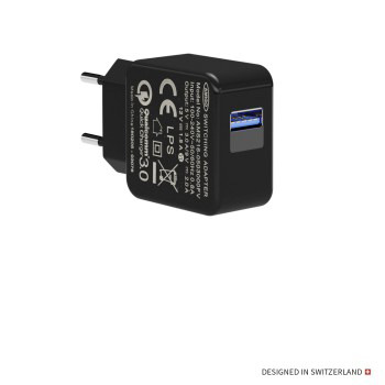 Schwarzes quadratisches Ladegerät mit USB-Anschluss.
