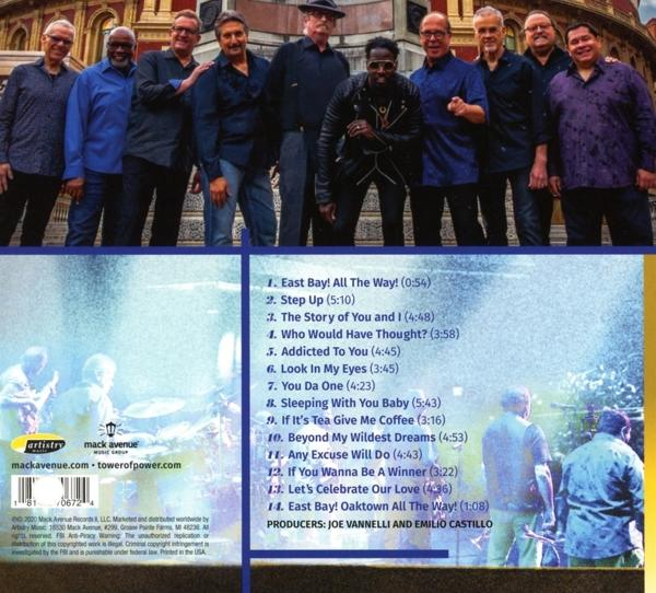 CD-Cover mit einer Gruppe von Männern und einer Titelliste.