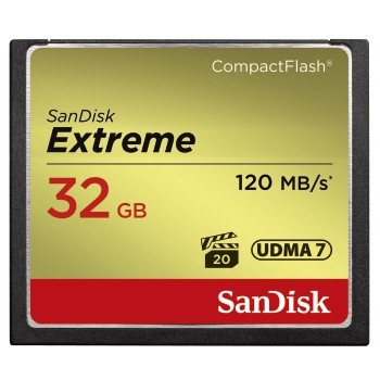 SanDisk Extreme 32GB CompactFlash-Karte. Gold- und Rotfarben. Zeigt 120MB/s Geschwindigkeit und UDMA 7.