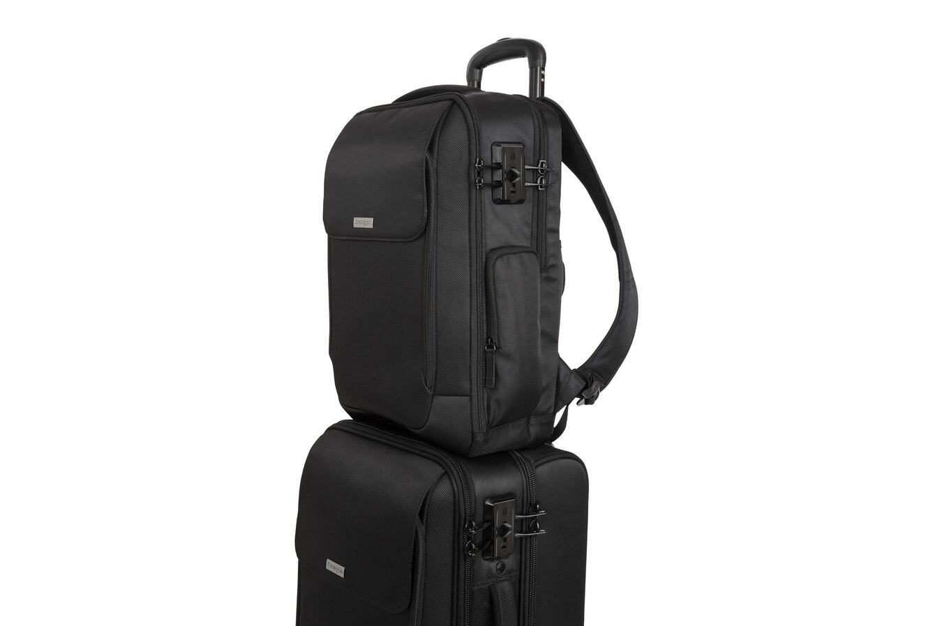 KENSINGTON SECURETREK 39.6CM 15.6IN BACK PACK