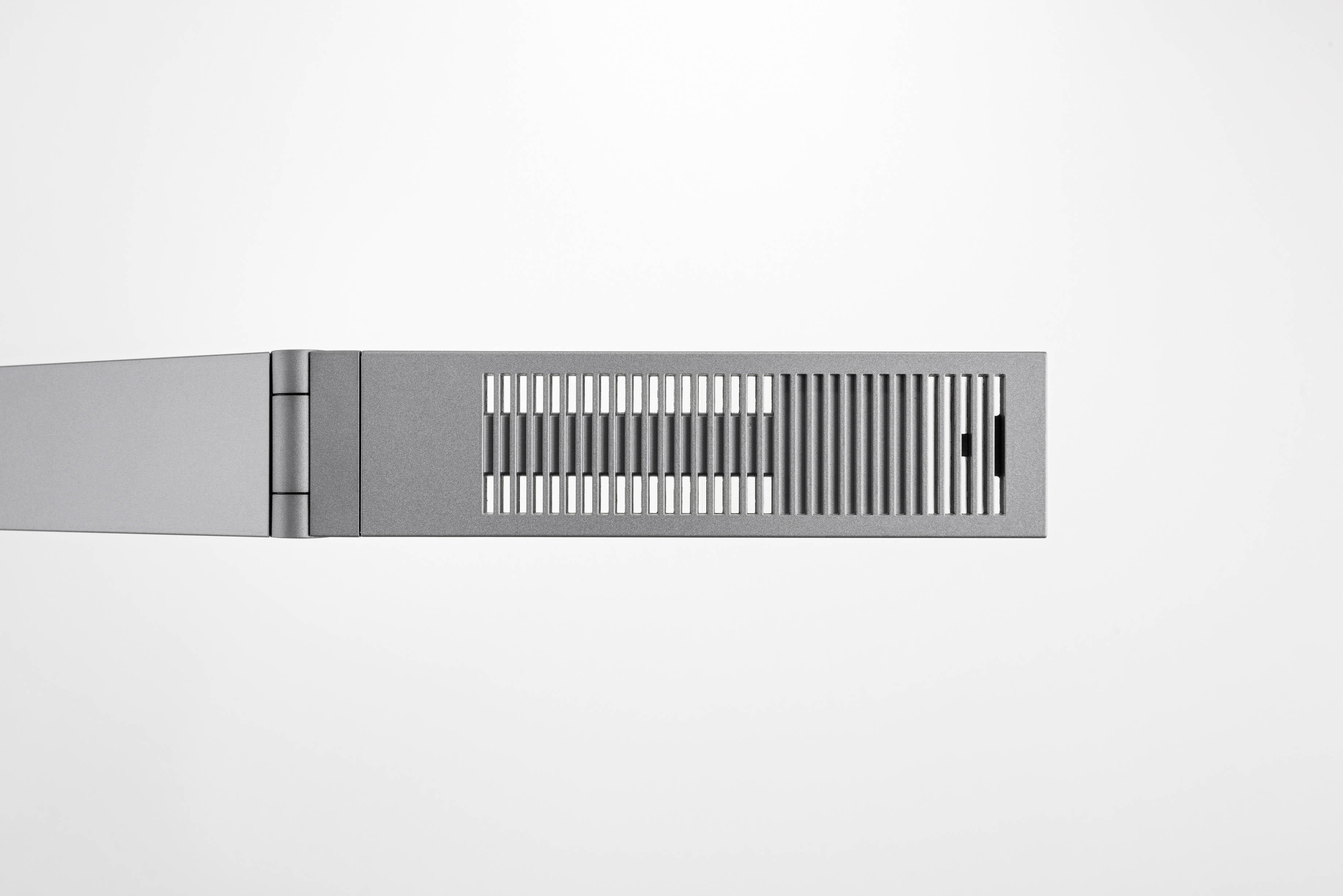 LUCTRA Table Linear Schreibtischleuchte, Aluminium