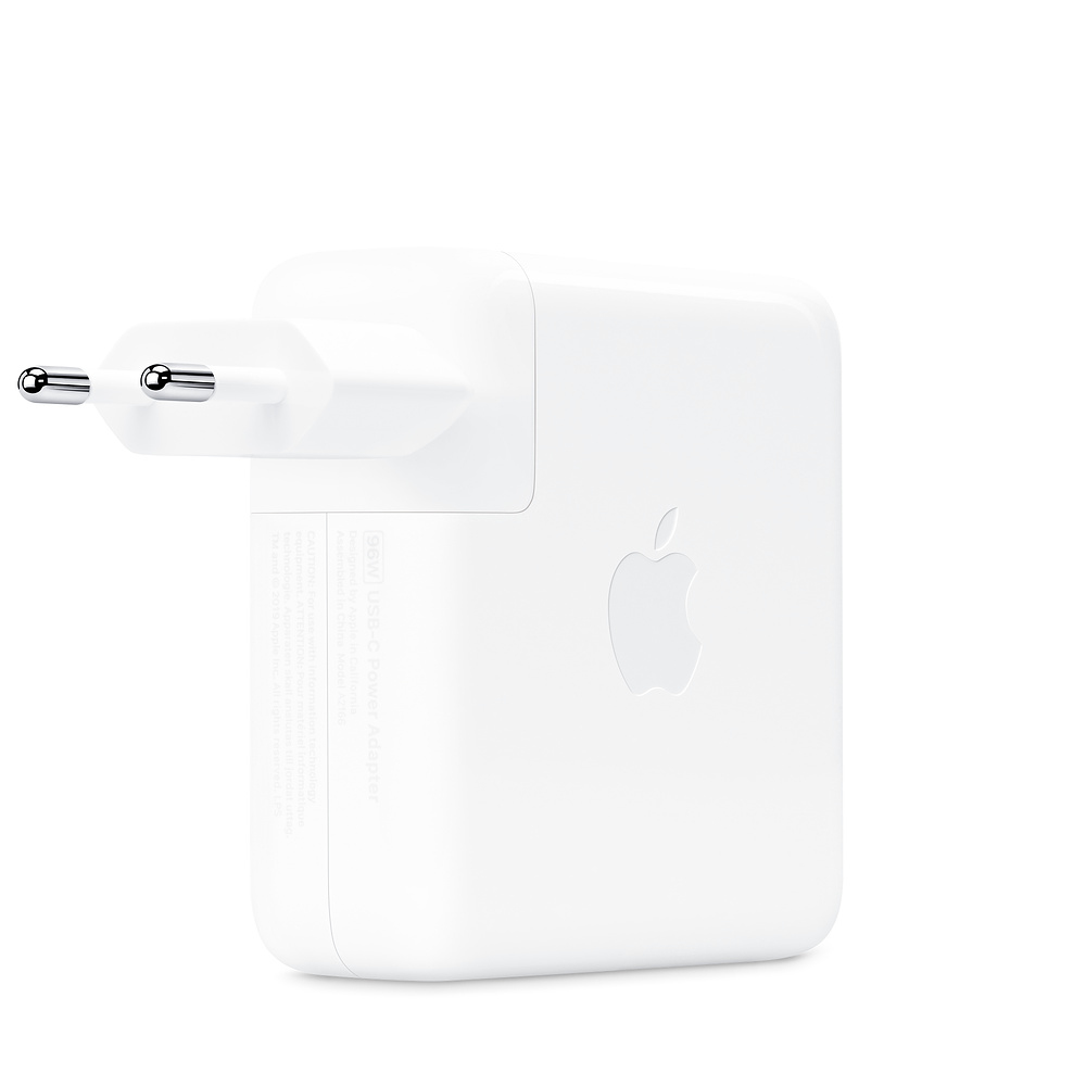 Adaptador de corriente USB-C Apple 96W blanco sobre un fondo blanco.
