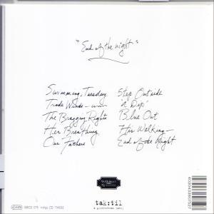 Rückseite eines CD-Covers mit handgeschriebenen Songtiteln.