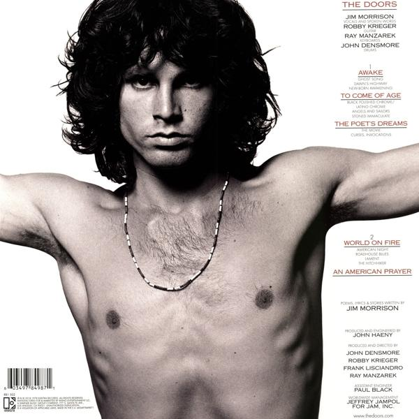 Albumcover von Jim Morrison, ohne Hemd, mit Halskette. Text des Doors-Albums.